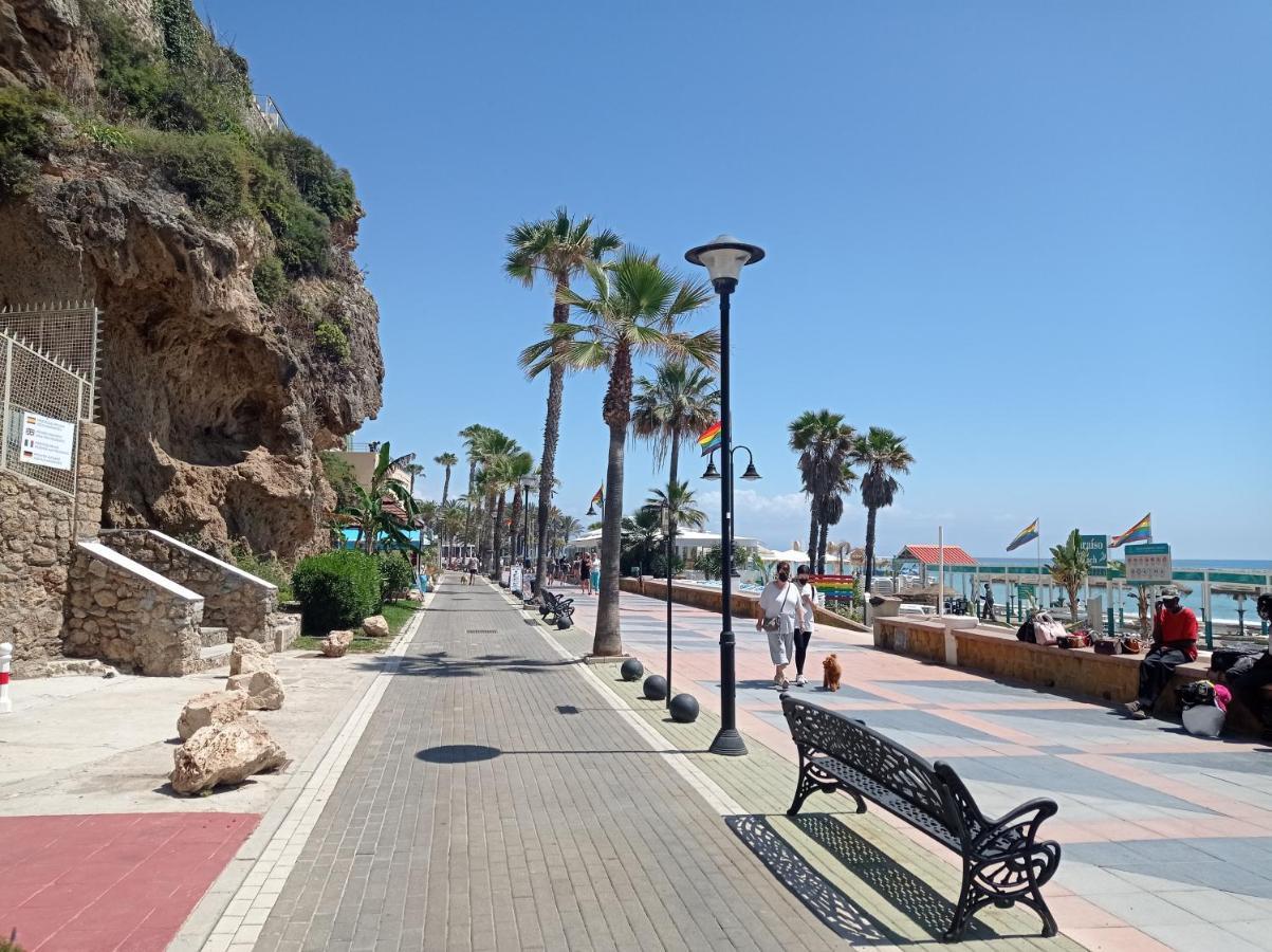 Apartamento La Roca Chica Torremolinos Esterno foto