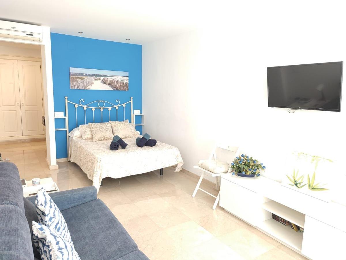 Apartamento La Roca Chica Torremolinos Esterno foto